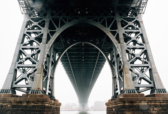 Roger Olson: Reinhold Niebuhr and Stanley Hauerwas: Can Their Approaches to Christian Political Ethics be Bridged?