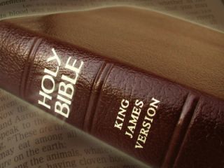 Bible Versions: What is the Best Bible Translation? by David Malcolm Bennett
